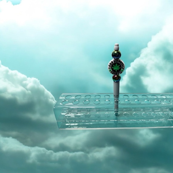 Handmade “I Can Buy Myself Flowers” Beaded Pen - Picture 4 of 4